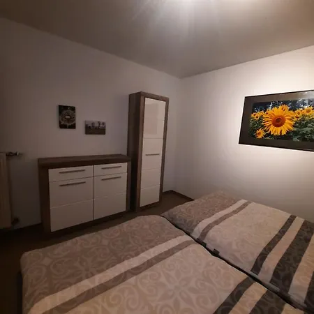 Lerchi Am Nuerburgring كيلبيرغ
